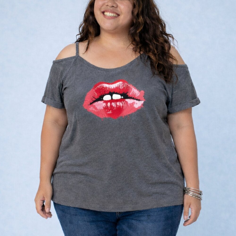 Torrid - Heather Grey Valentines Cold Shoulder Graphic Tee - Womens Plus Size 2